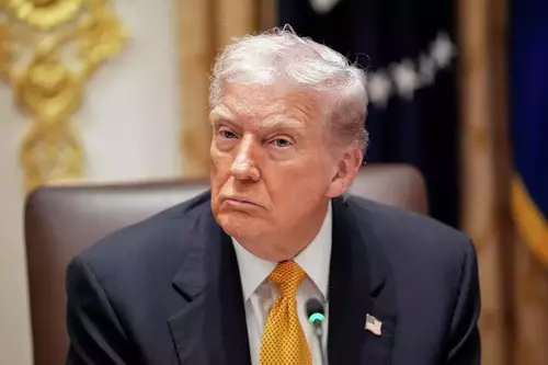 Польшийн Ерөнхийлөгч асан Лэх Валэнсагаас Ерөнхийлөгч Трампад бичсэн ил захидал